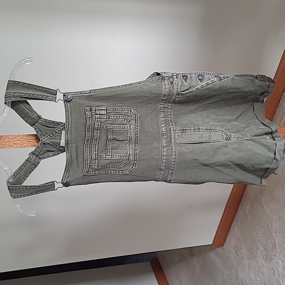 American Eagle Outfitters Olive Bib Overall Shorts